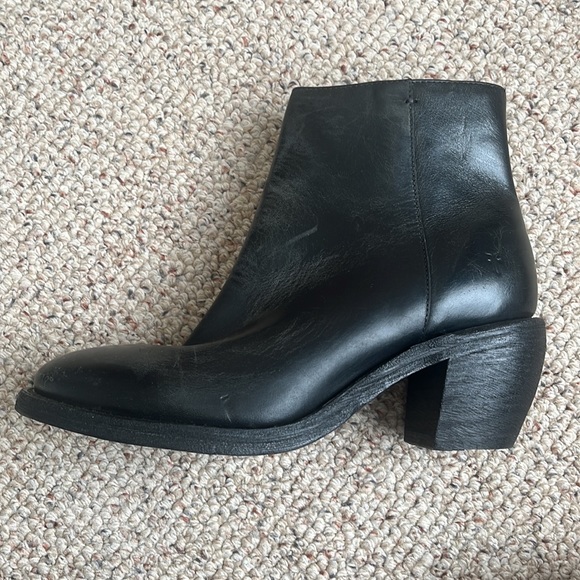 FRYE Rosalia Bootie (Size 8). Brand New Without Tags - Picture 6 of 11